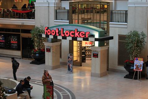 Azioni Foot Locker, utili e ricavi Q2 2015 battono le stime